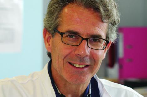 PU-PH de médecine interne au CHU de Bordeaux, le Pr Philippe Morlat a présidé, de 2012 à 2018, le groupe national d’experts chargé d’établir les recommandations de prise en charge des personnes vivant avec le VIH en France.